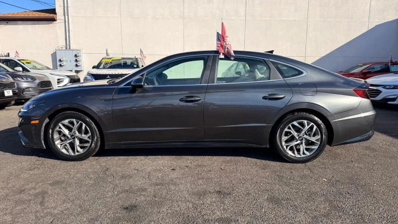 2023 Hyundai Sonata - Image 10 of 12