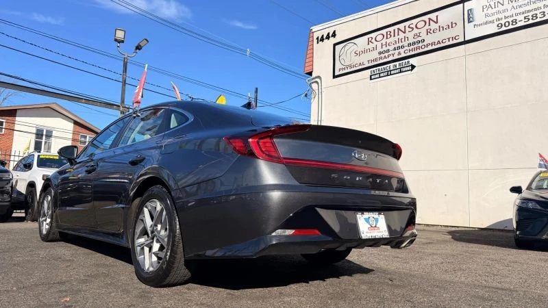 2023 Hyundai Sonata - Image 8 of 12