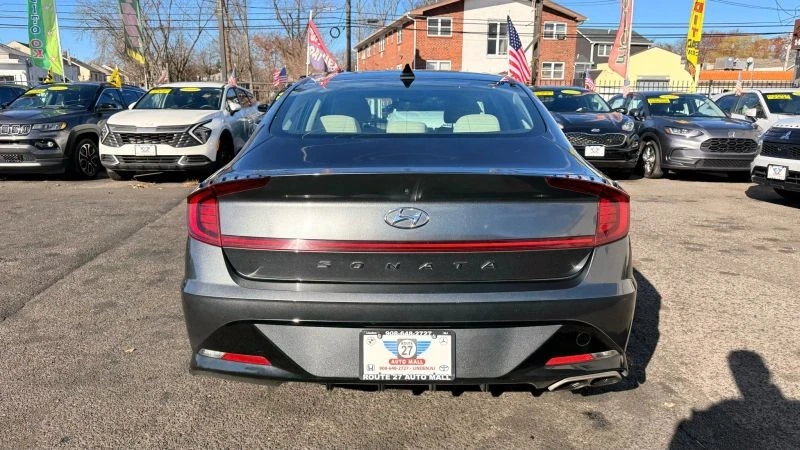 2023 Hyundai Sonata - Image 6 of 12
