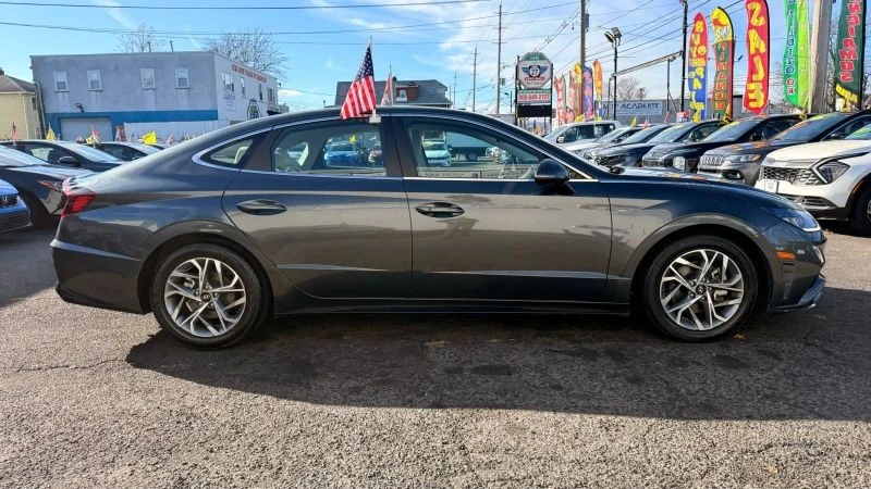 2023 Hyundai Sonata - Image 11 of 12