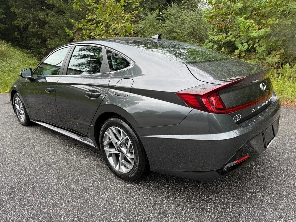 2023 Hyundai Sonata - Image 8 of 21
