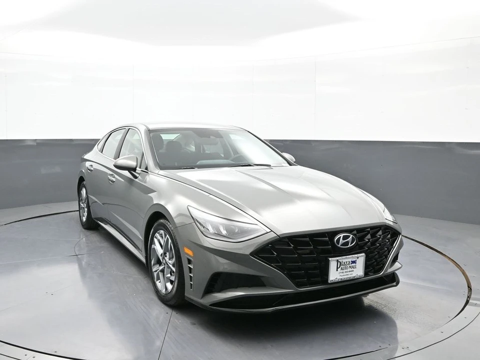 2023 Hyundai Sonata - Image 3 of 12