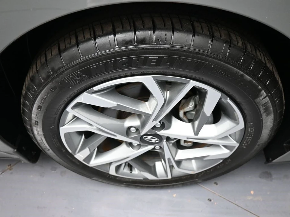 2023 Hyundai Sonata - Image 13 of 21