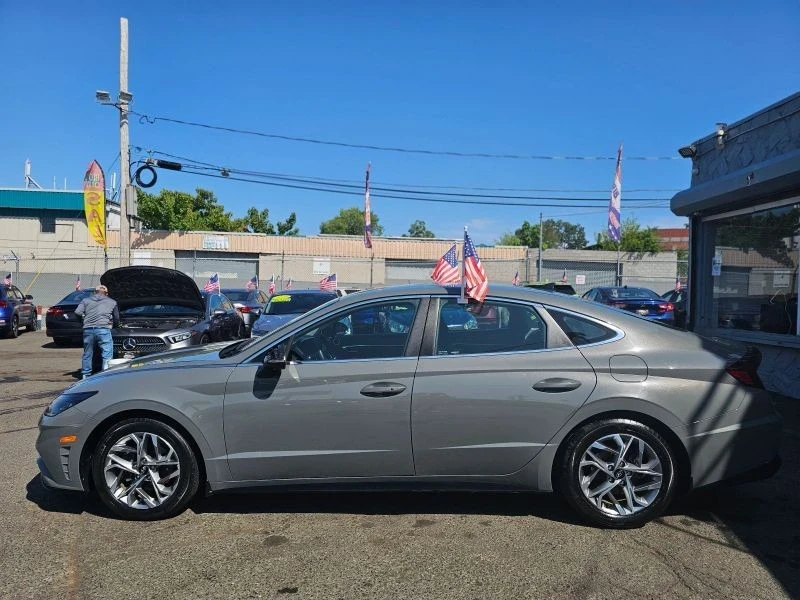 2023 Hyundai Sonata - Image 2 of 12