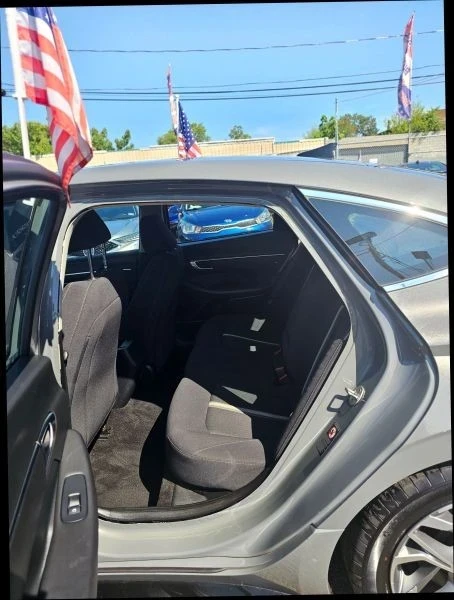 2023 Hyundai Sonata - Image 9 of 12