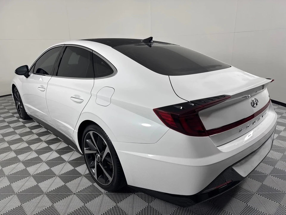 2023 Hyundai Sonata - Image 8 of 12