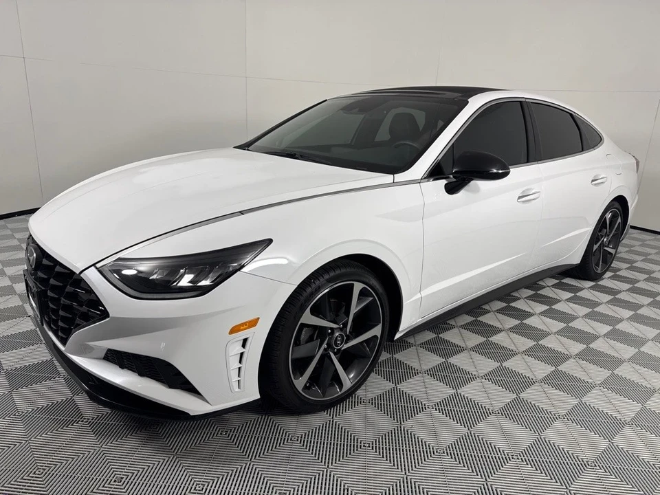 2023 Hyundai Sonata - Image 10 of 12