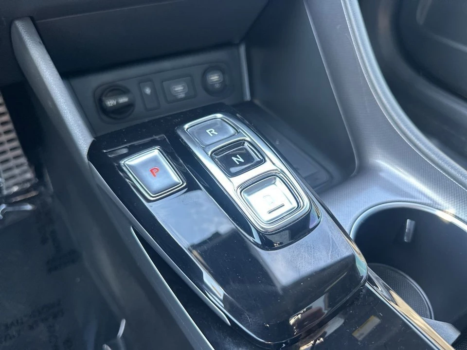 2023 Hyundai Sonata - Image 17 of 21