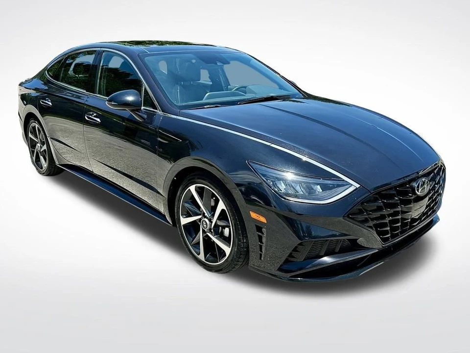 2023 Hyundai Sonata - Image 2 of 12