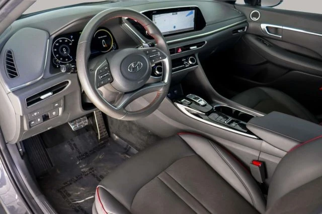 2023 Hyundai Sonata - Image 16 of 21