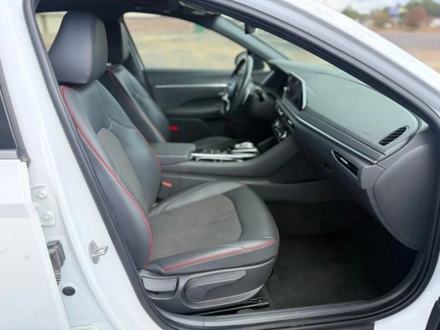 2023 Hyundai Sonata - Image 9 of 19