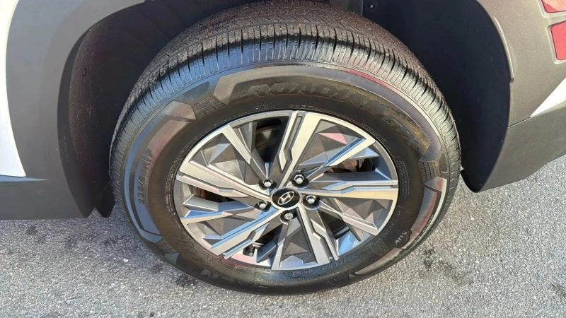 2023 Hyundai Tucson - Image 9 of 12