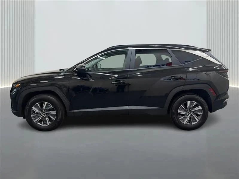 2023 Hyundai Tucson - Image 2 of 12