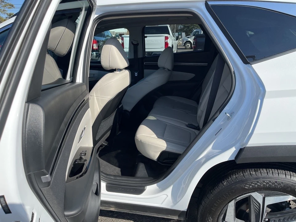 2023 Hyundai Tucson - Image 12 of 12