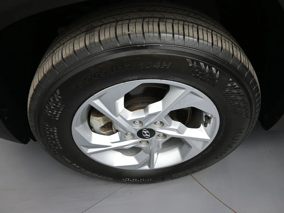 2023 Hyundai Tucson - Image 14 of 21