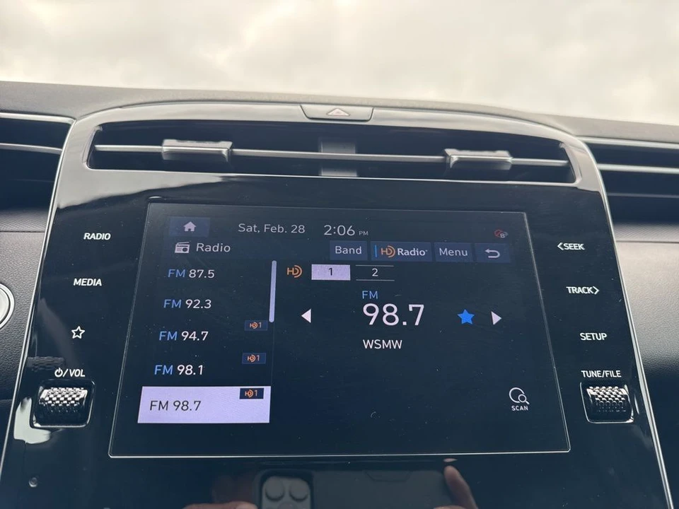 2023 Hyundai Tucson - Image 17 of 21