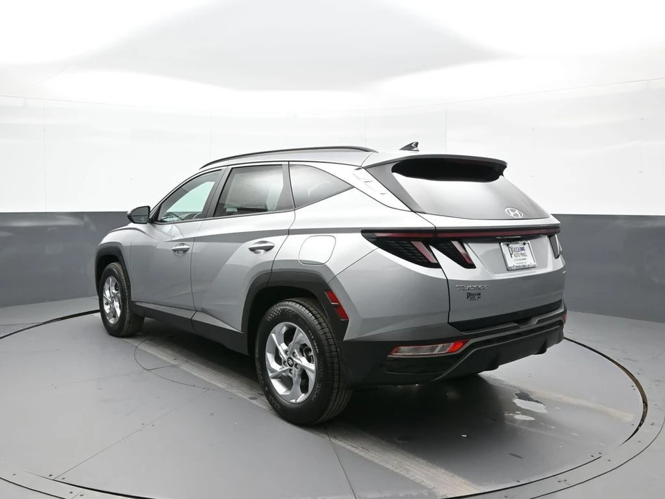2023 Hyundai Tucson - Image 8 of 12