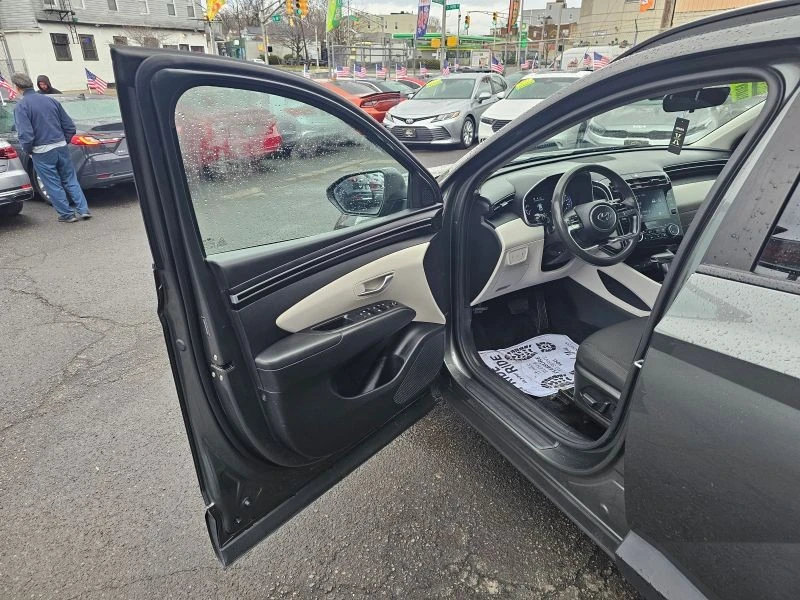 2023 Hyundai Tucson - Image 9 of 12