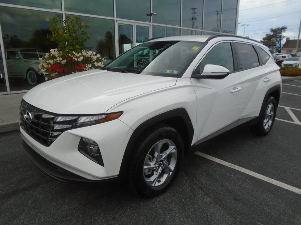 2023 Hyundai Tucson - Image 8 of 12