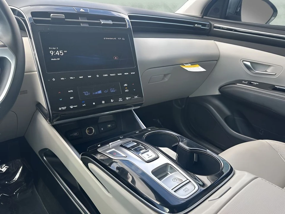 2023 Hyundai Tucson - Image 17 of 21