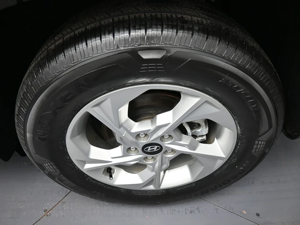 2023 Hyundai Tucson - Image 15 of 21