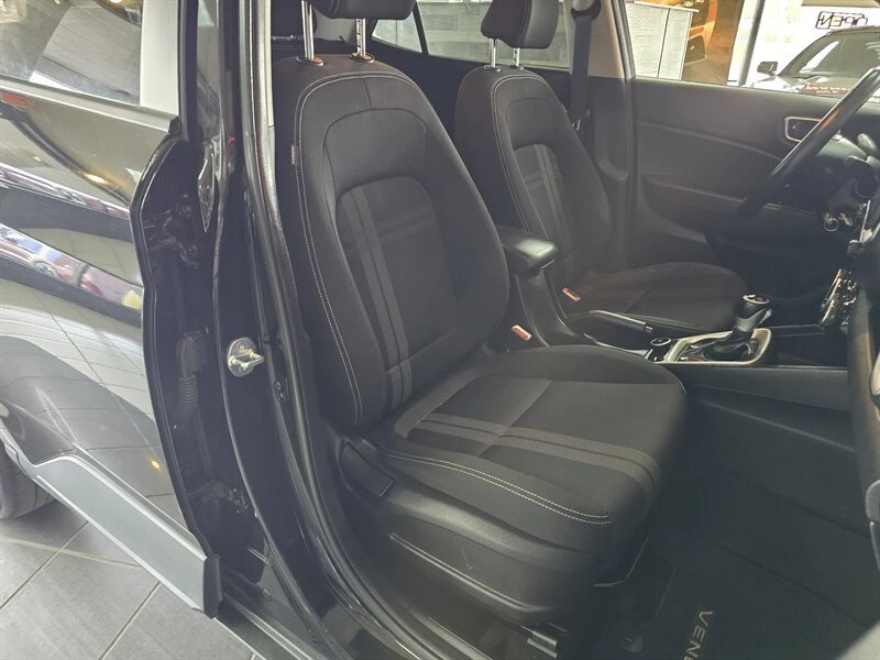 2023 Hyundai Venue - Image 14 of 20