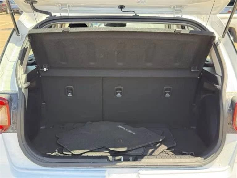 2023 Hyundai Venue - Image 11 of 13