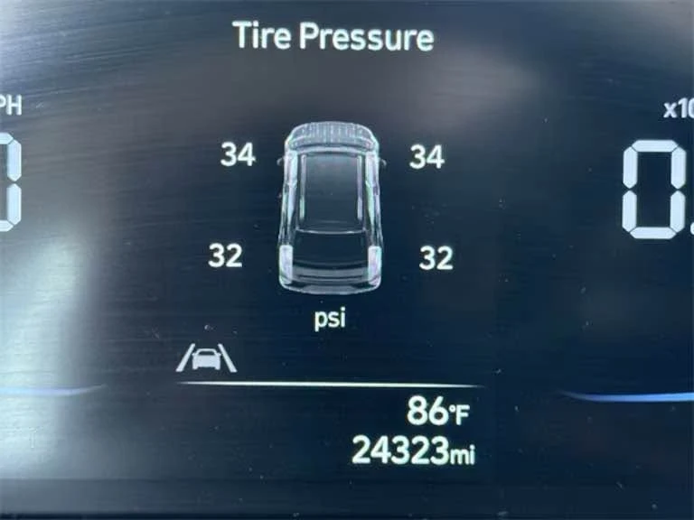 2023 Hyundai Venue - Image 5 of 13