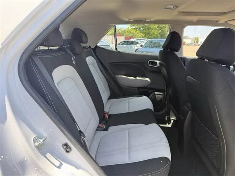 2023 Hyundai Venue - Image 10 of 13