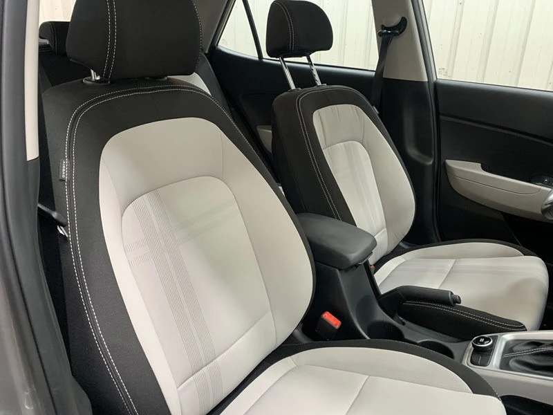 2023 Hyundai Venue - Image 18 of 21