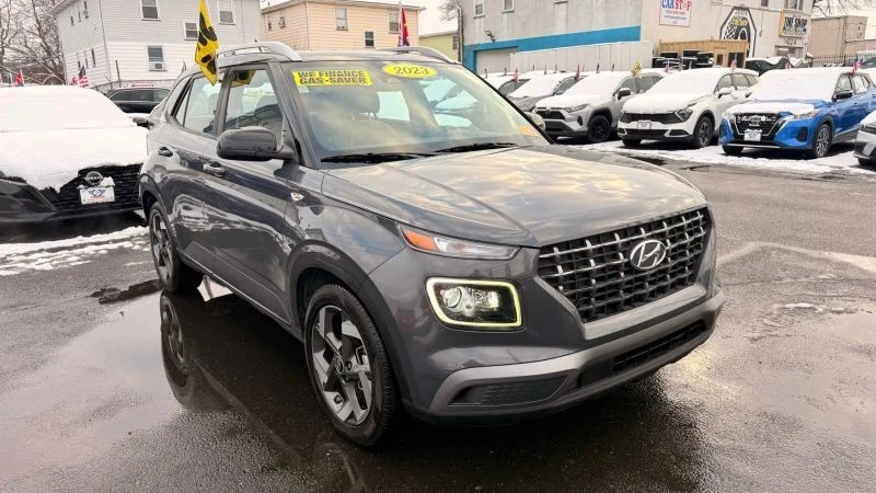2023 Hyundai Venue - Image 2 of 12