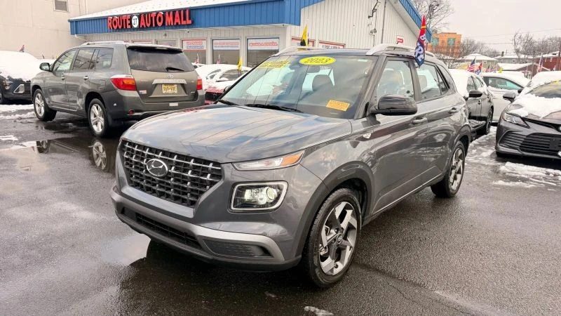 2023 Hyundai Venue - Image 4 of 12