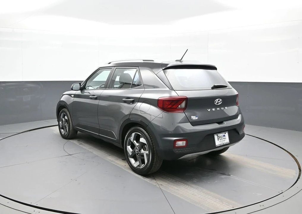 2023 Hyundai Venue - Image 8 of 12