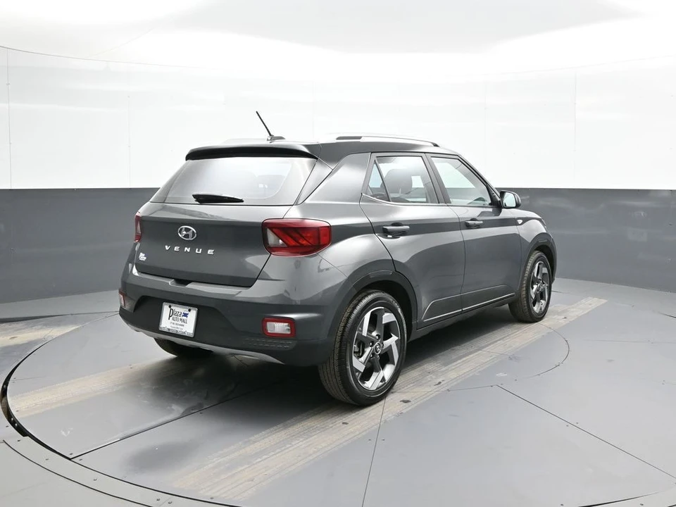 2023 Hyundai Venue - Image 6 of 12