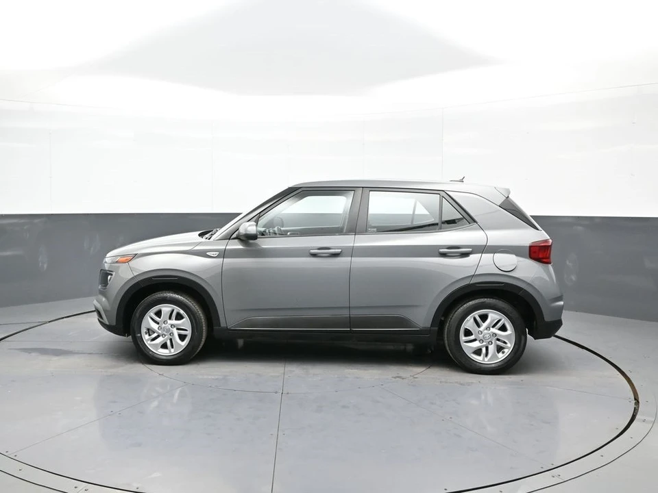 2023 Hyundai Venue - Image 9 of 12