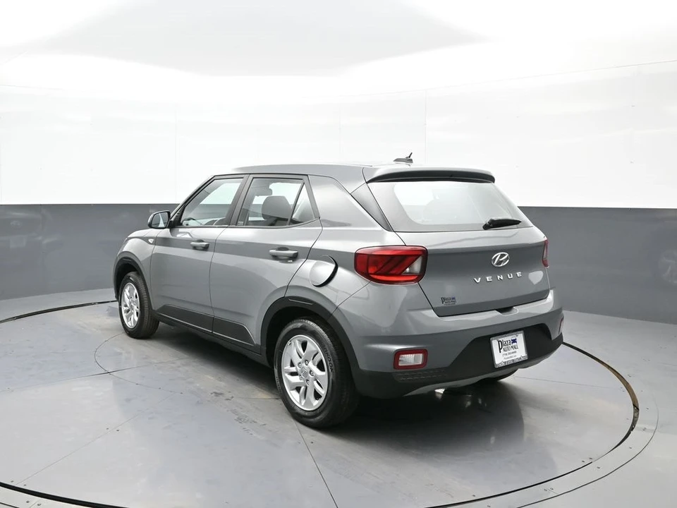 2023 Hyundai Venue - Image 8 of 12