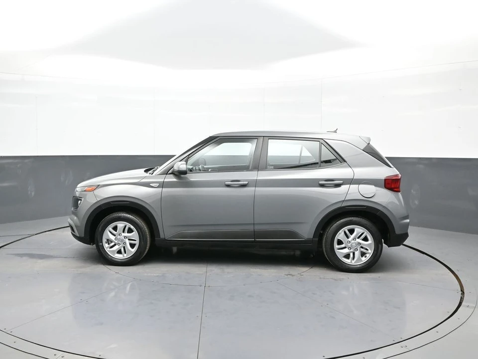2023 Hyundai Venue - Image 9 of 12
