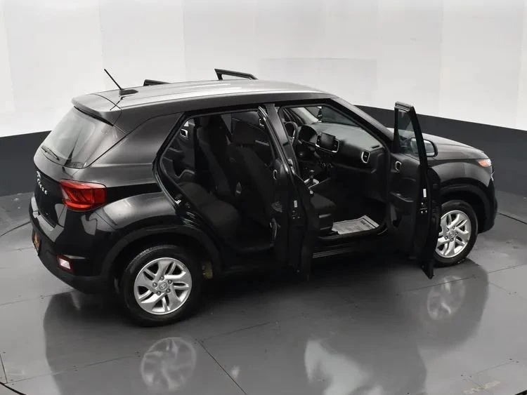 2023 Hyundai Venue - Image 6 of 12