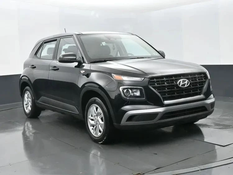 2023 Hyundai Venue - Image 2 of 12