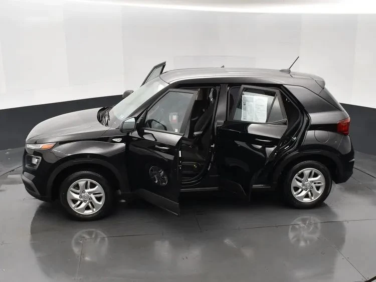 2023 Hyundai Venue - Image 7 of 12