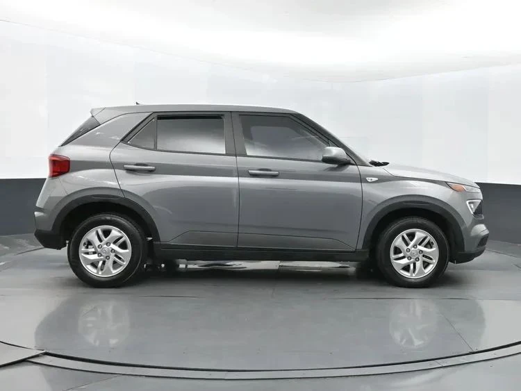 2023 Hyundai Venue - Image 4 of 12