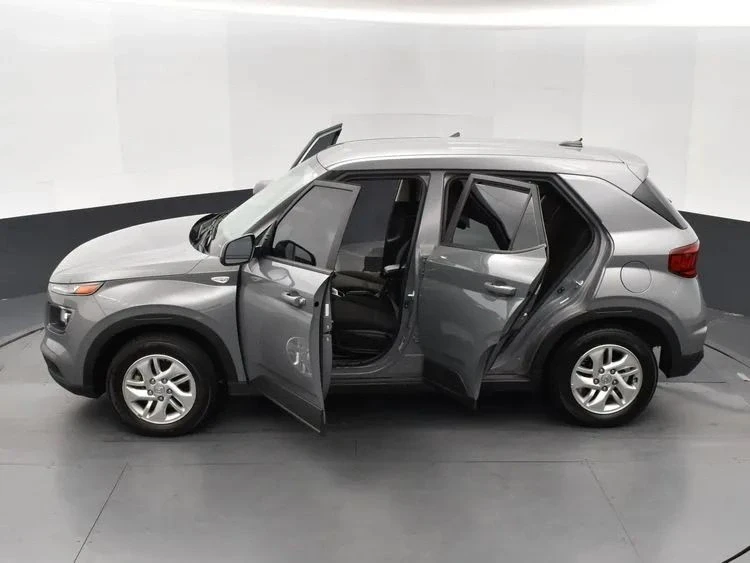 2023 Hyundai Venue - Image 7 of 12
