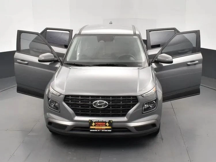 2023 Hyundai Venue - Image 10 of 12