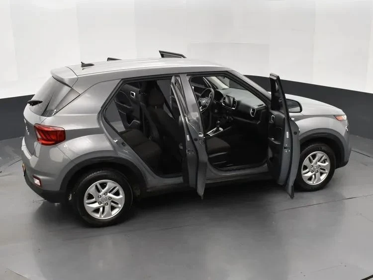 2023 Hyundai Venue - Image 6 of 12
