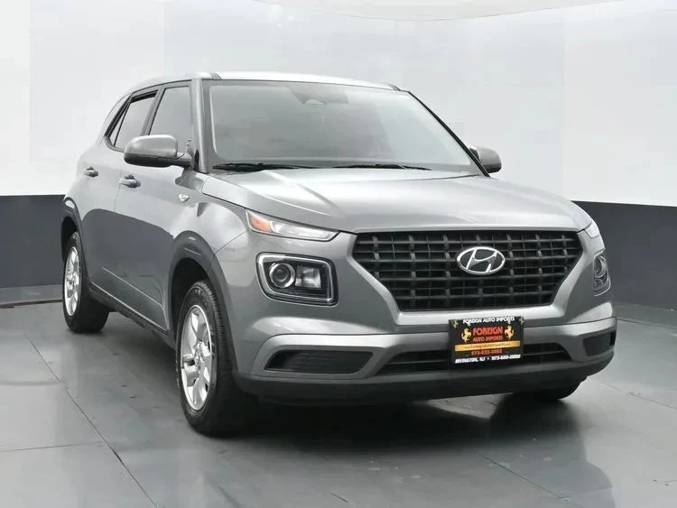 2023 Hyundai Venue - Image 2 of 12