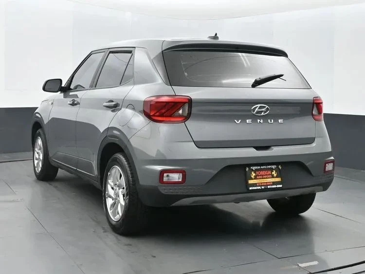 2023 Hyundai Venue - Image 9 of 12