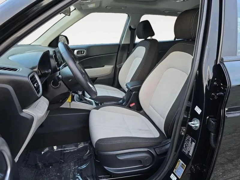 2023 Hyundai Venue - Image 3 of 12