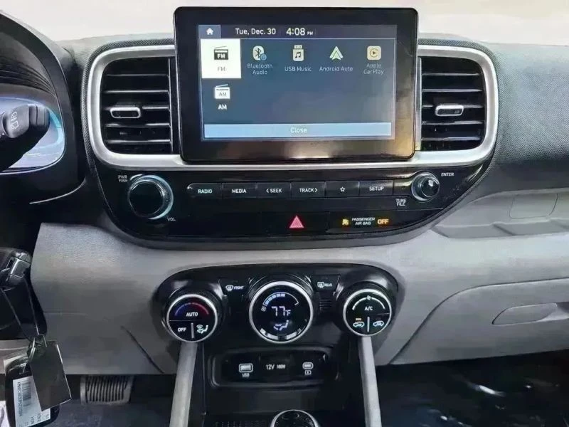 2023 Hyundai Venue - Image 11 of 12