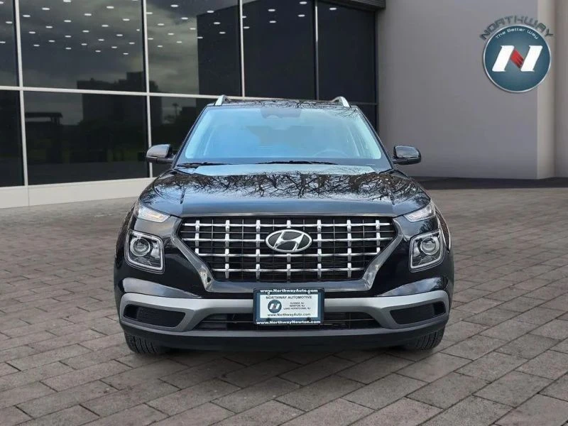2023 Hyundai Venue - Image 9 of 12