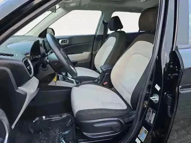 2023 Hyundai Venue - Image 9 of 12